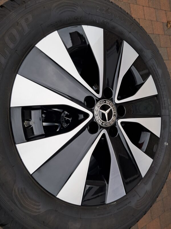 Originele Mercedes Vito A4474015200 Lichtmetalen velgen 17inch + Dunlop 225/55R17C 109/107H Econdrive zomer Bedrijfswagenbanden.