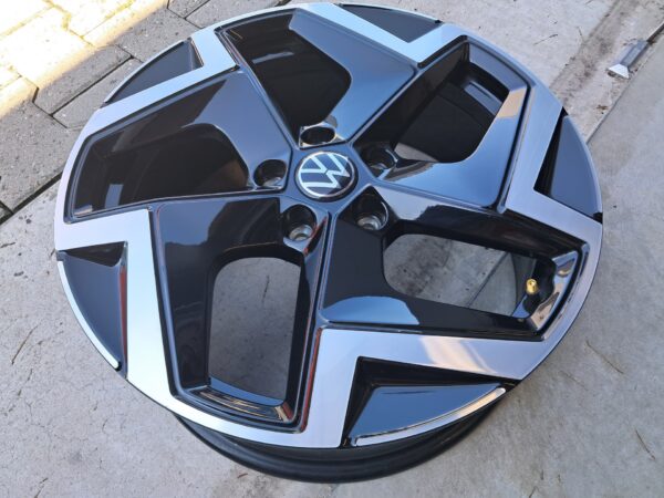 Originele VW T-Roc 7.0j18 5x112x57.1 et45 2GV601025F lichtmetalen velgen (Zonder banden.)